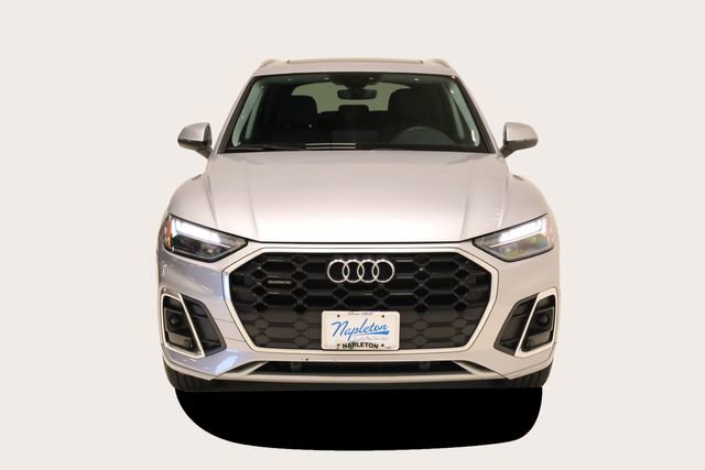 Used 2023 Audi Q5 2.0T Premium w/ Convenience Package image 3
