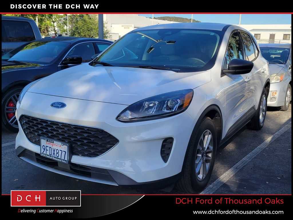 Used 2022 Ford Escape SE image 1
