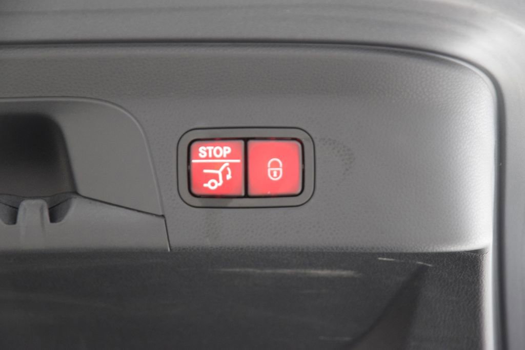 Certified 2023 Mercedes-Benz GLC 300 4MATIC Coupe image 30