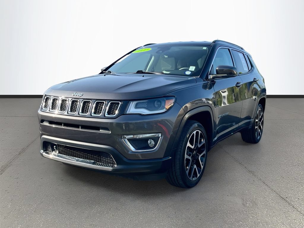 Used 2021 Jeep Compass Limited w/ Elite Exterior Group AWD/4WD image 3