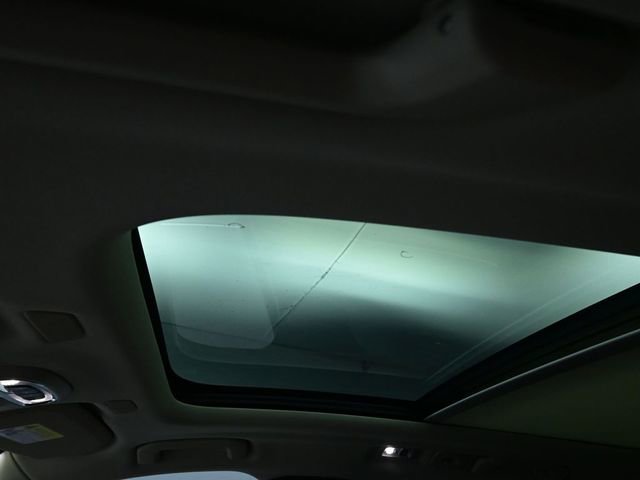 Used 2019 Volvo XC60 T5 Momentum w/ Premium Package image 19