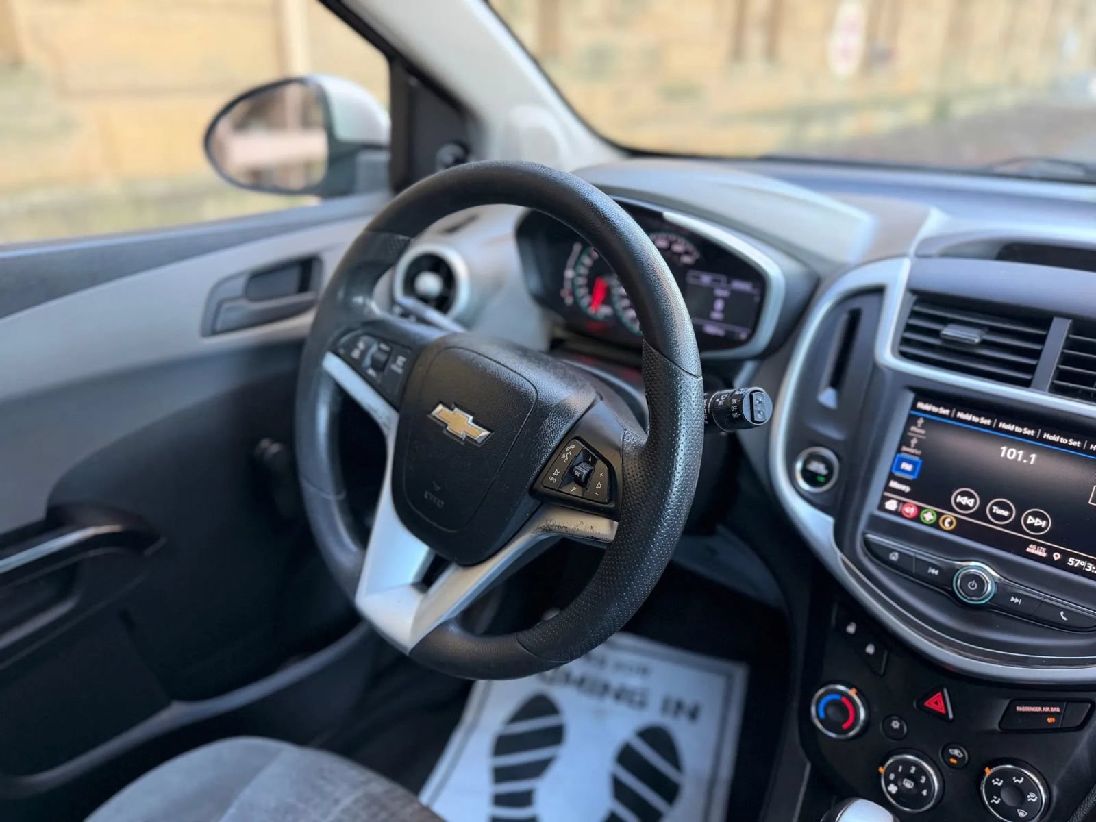 Used 2020 Chevrolet Sonic LT FWD image 26