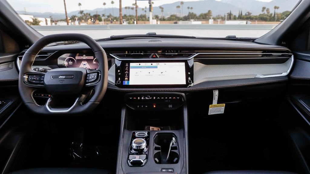 New 2026 Jeep Cherokee Limited AWD/4WD image 15