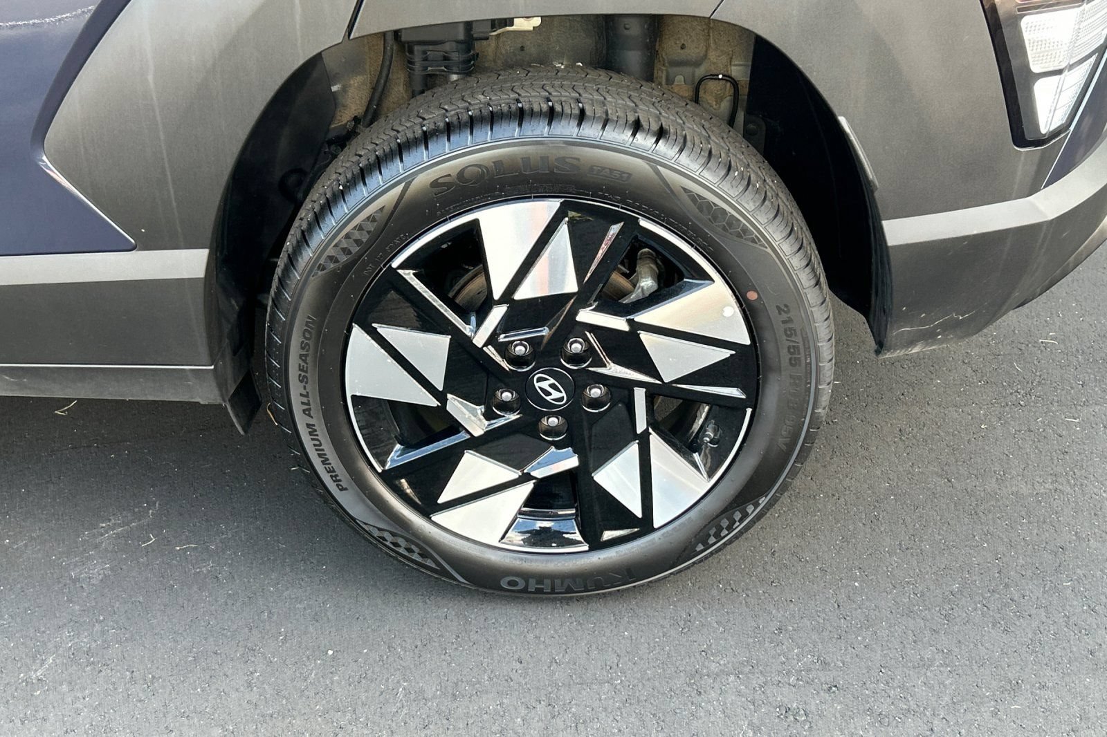 Used 2025 Hyundai Kona SEL AWD/4WD image 25