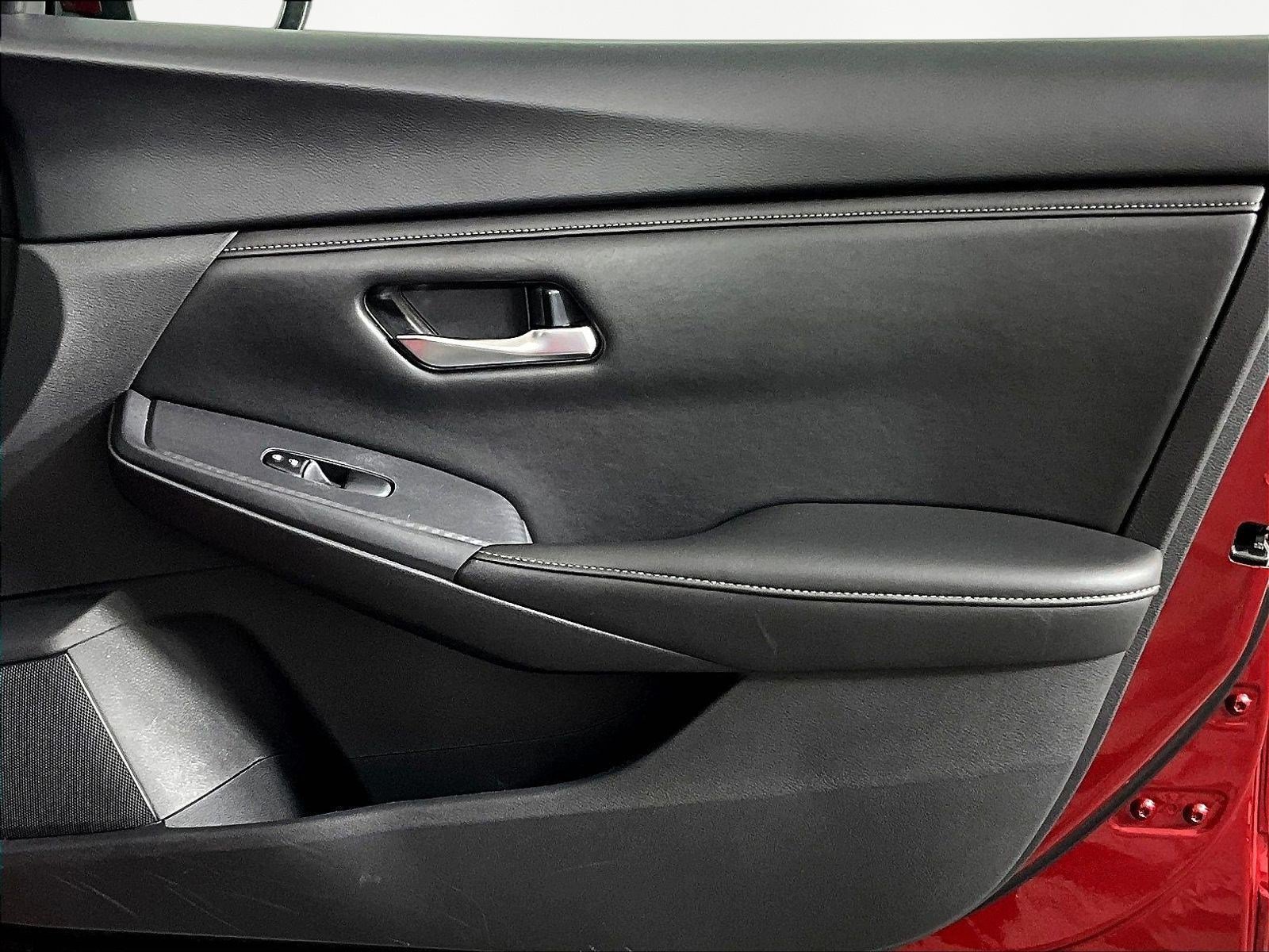 Certified 2023 Nissan Sentra SV FWD image 27