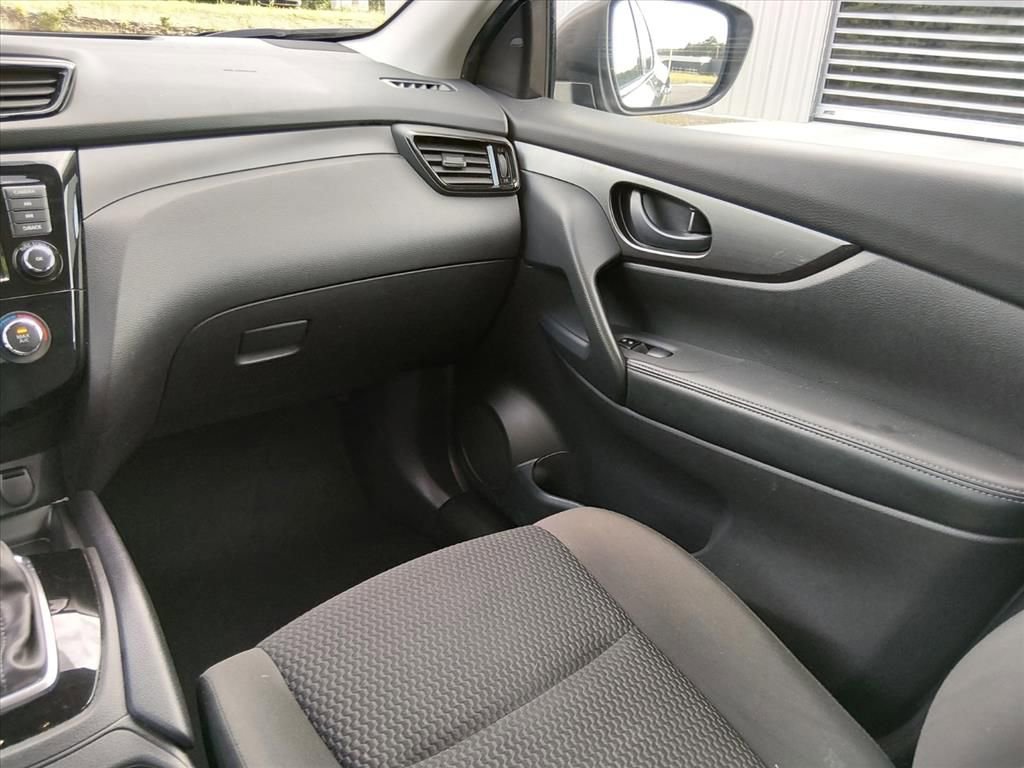 Certified 2021 Nissan Rogue Sport S FWD image 12