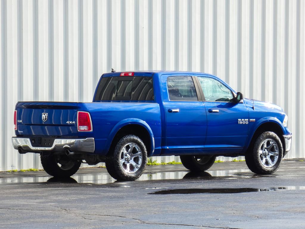Used 2016 RAM 1500 Laramie w/ Convenience Group AWD/4WD image 3