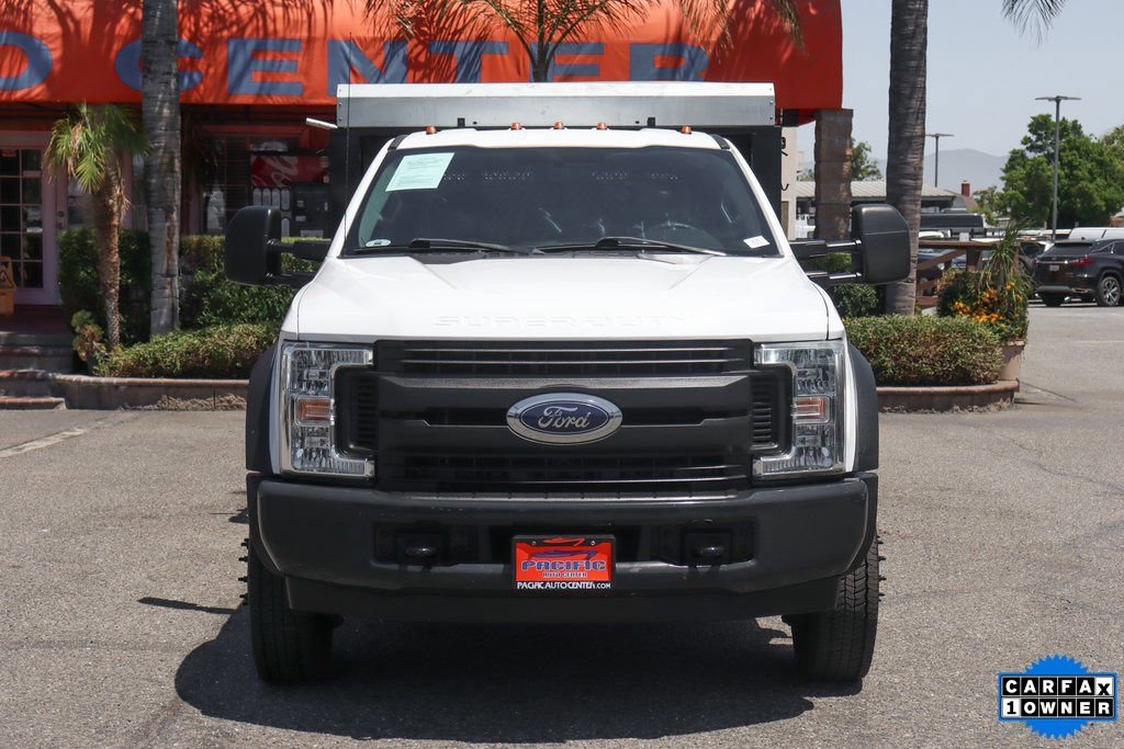 Used 2017 Ford F550 2WD Crew Cab Super Duty image 3
