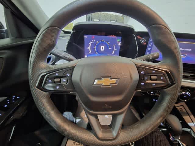 Used 2024 Chevrolet Trax LT FWD image 20