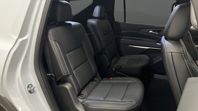New 2026 Chevrolet Traverse LT w/ Driver Confidence Package AWD/4WD image 25