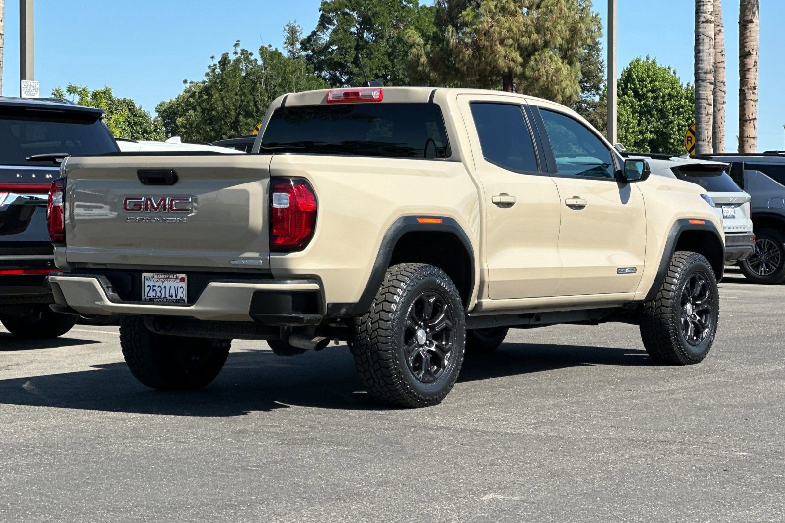 Used 2023 GMC Canyon Elevation RWD image 4