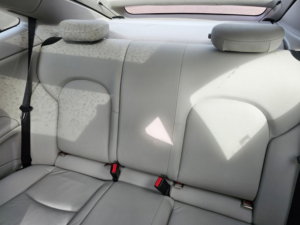 Used 2002 Mercedes-Benz C 230 Coupe w/ C2 Opt Pkg image 19