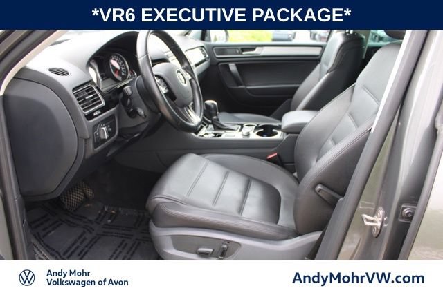 Used 2016 Volkswagen Touareg VR6 AWD/4WD image 16