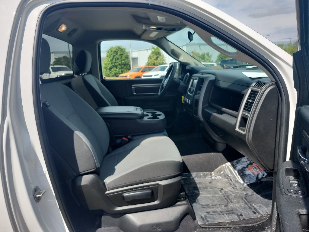Certified 2021 RAM 1500 Tradesman w/ Popular Equipment Group RWD image 19