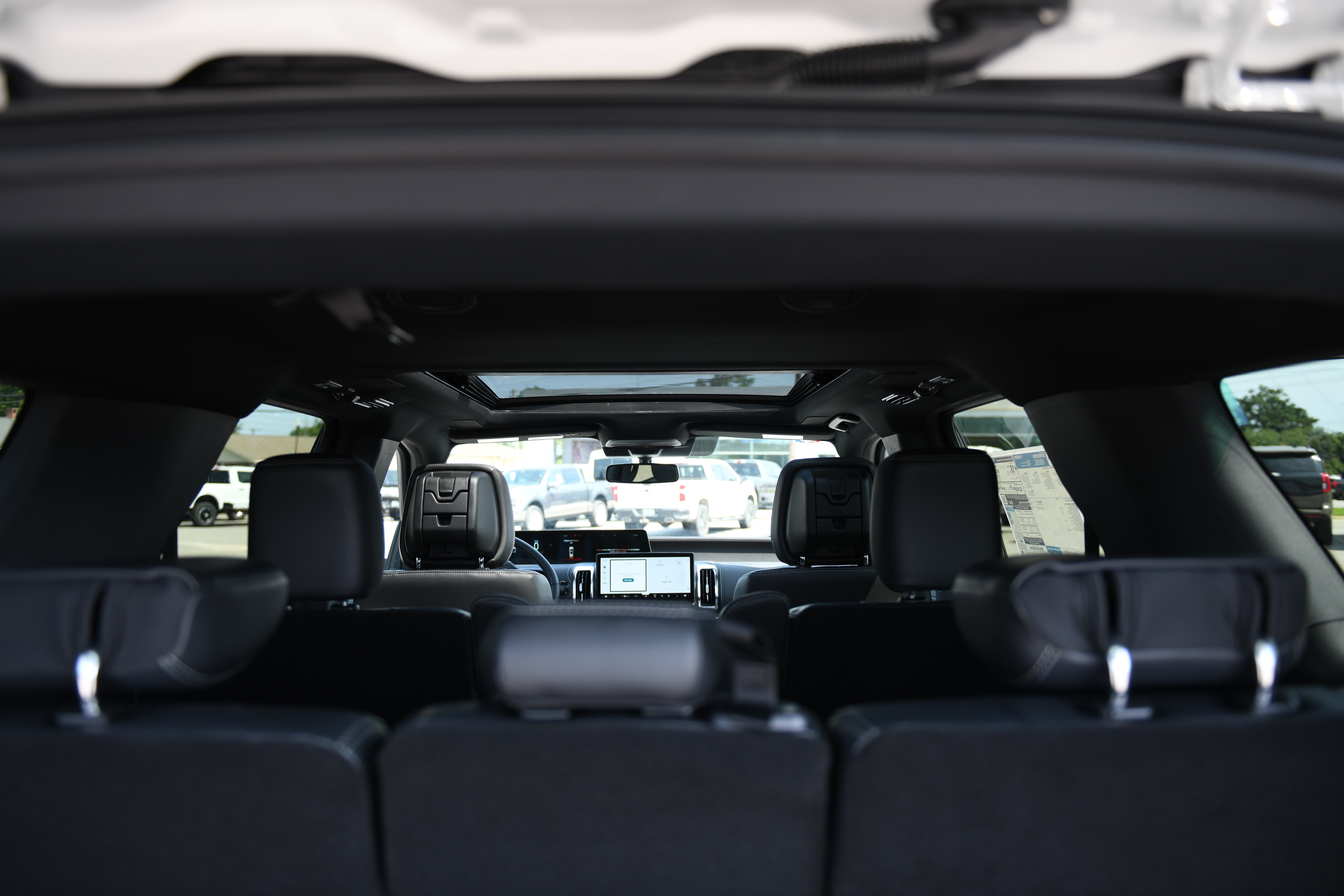 New 2027 Ford Expedition Platinum w/ Stealth Appearance Package RWD image 11