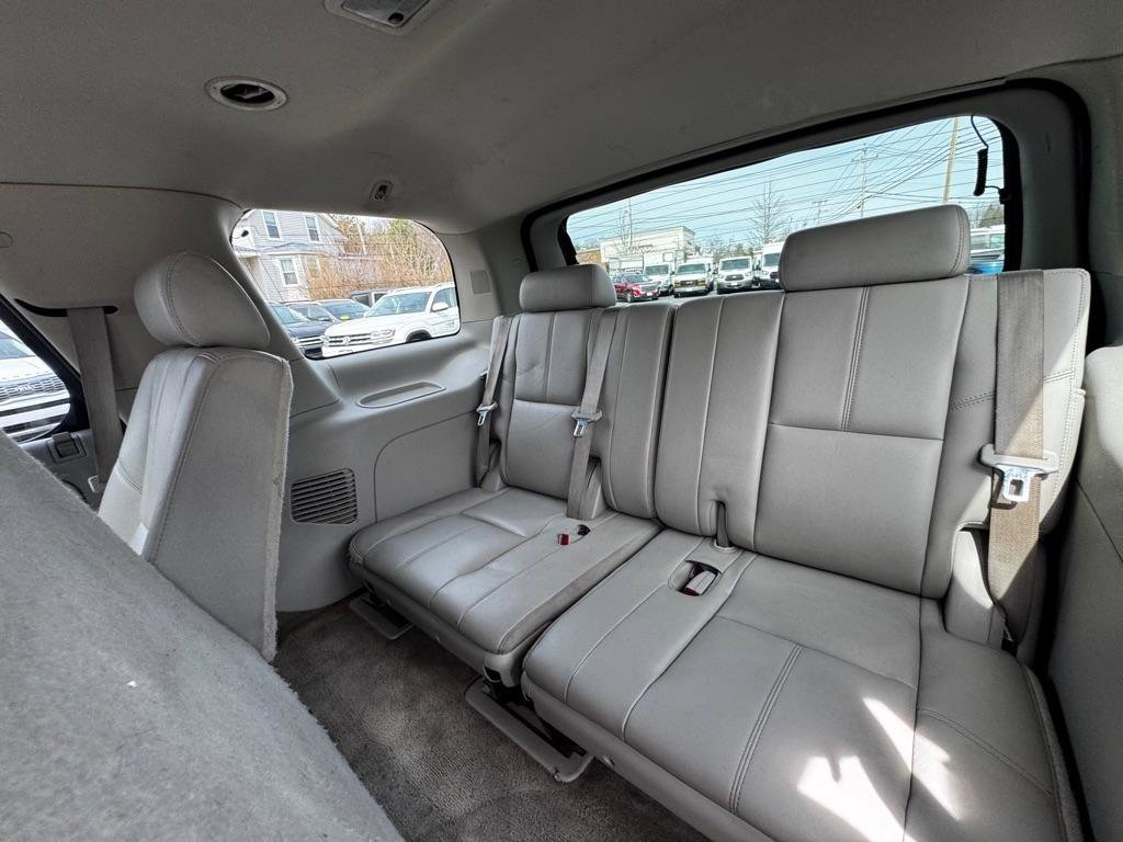 Used 2010 Chevrolet Tahoe LT image 12