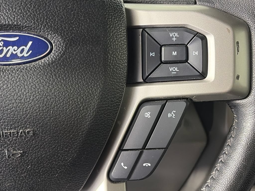 Used 2018 Ford F150 Lariat w/ Equipment Group 502A Luxury AWD/4WD image 18