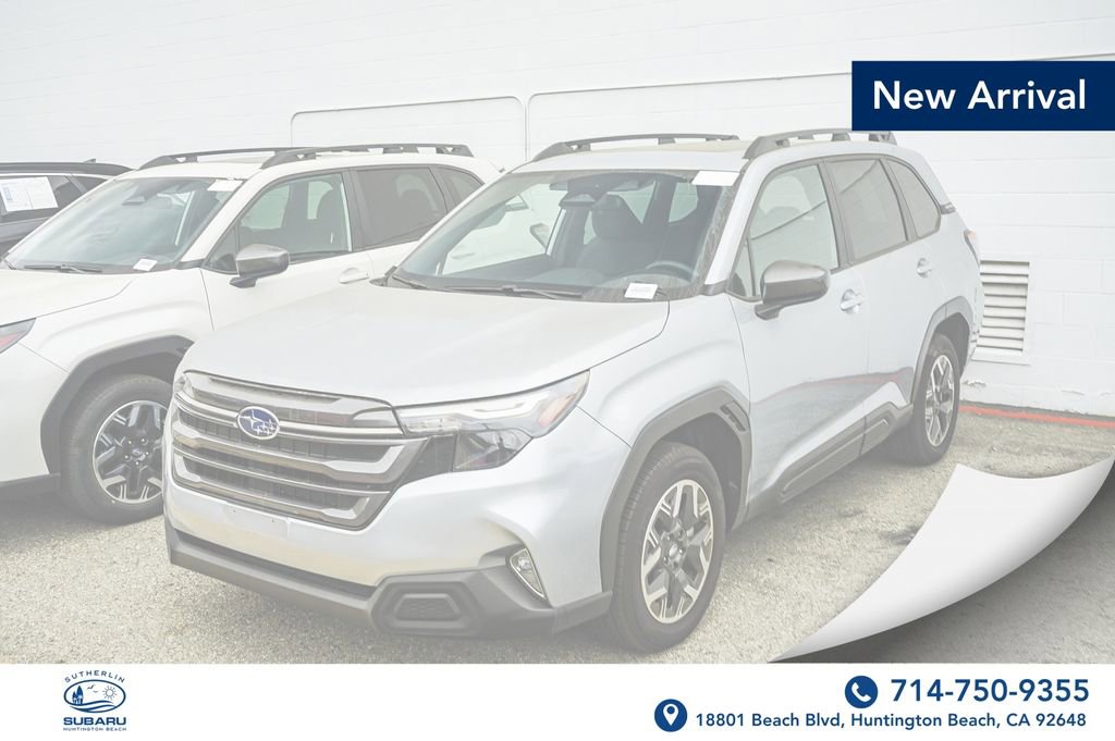 Used 2025 Subaru Forester Premium image 1