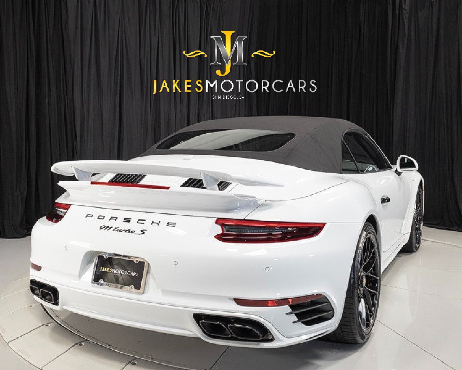 Used 2019 Porsche 911 Turbo S AWD/4WD image 12