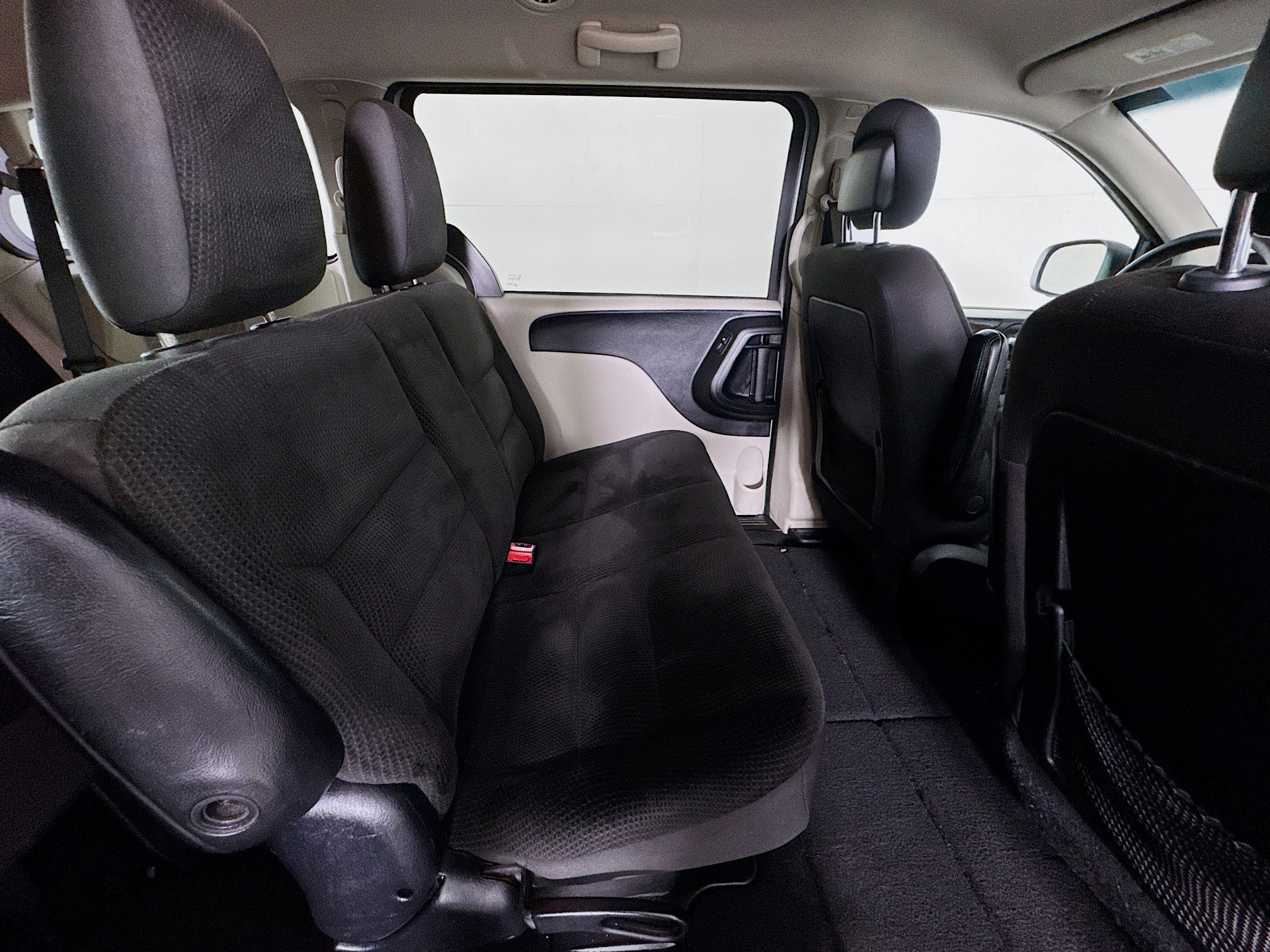 Used 2017 Dodge Grand Caravan SE w/ Power Window Group FWD image 24