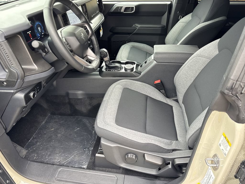 New 2025 Ford Bronco Big Bend image 9