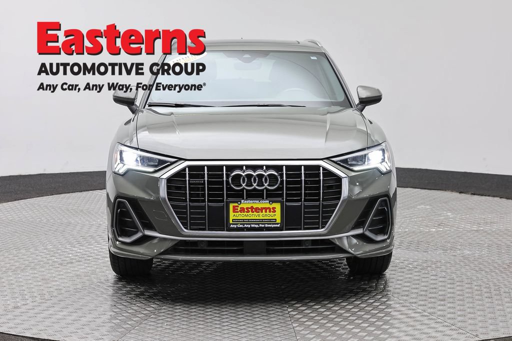 Used 2021 Audi Q3 2.0T Premium Plus AWD/4WD image 2