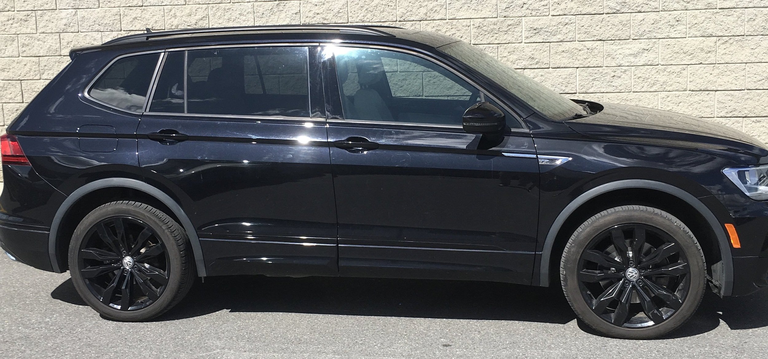 Used 2021 Volkswagen Tiguan S AWD/4WD image 3