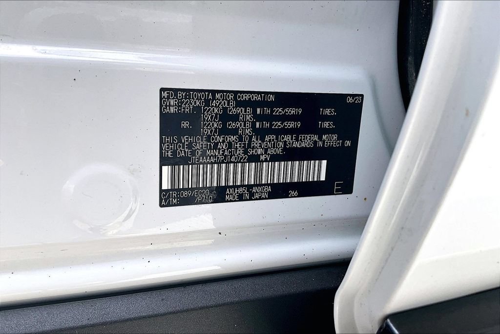 Certified 2023 Toyota Venza Nightshade AWD/4WD image 19