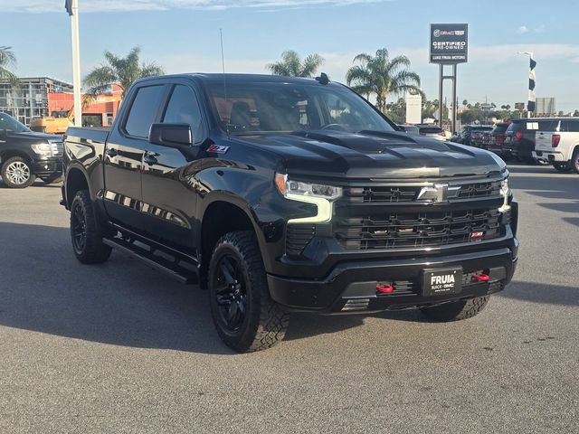 Used 2023 Chevrolet Silverado 1500 LT Trail Boss w/ Protection Package AWD/4WD image 4