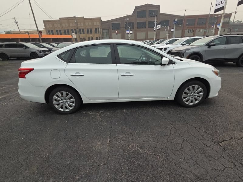 Used 2016 Nissan Sentra S FWD image 8