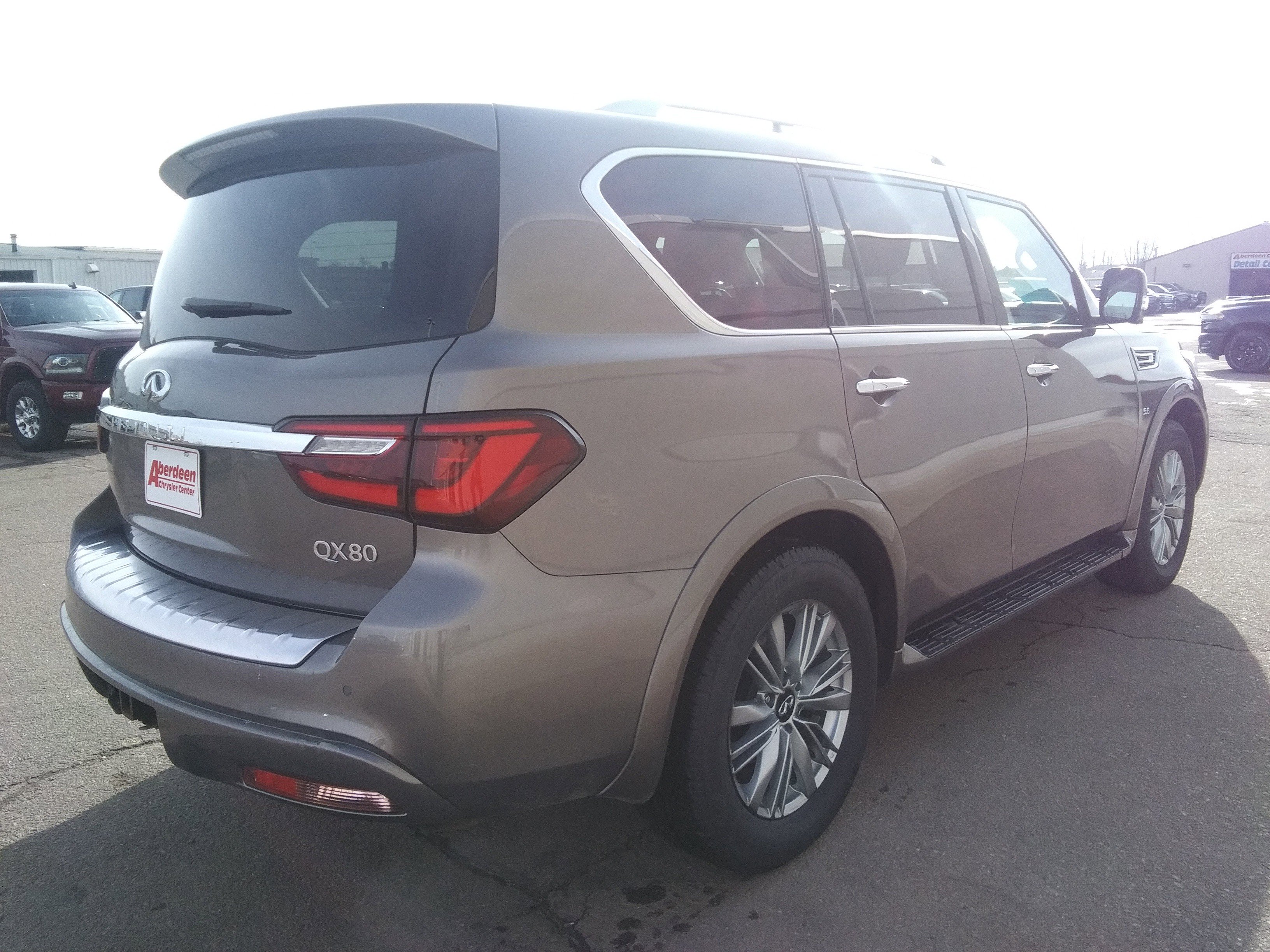 Used 2019 INFINITI QX80 Luxe w/ Proassist Package image 6