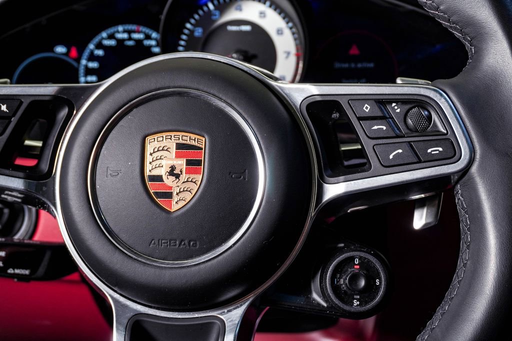 Certified 2023 Porsche Cayenne S image 19