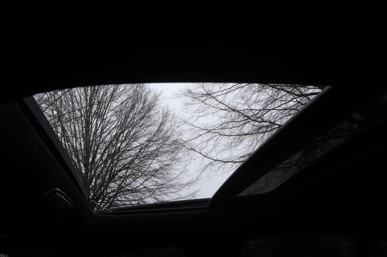 Used 2026 BMW 330i Sedan w/ M Sport Package image 21