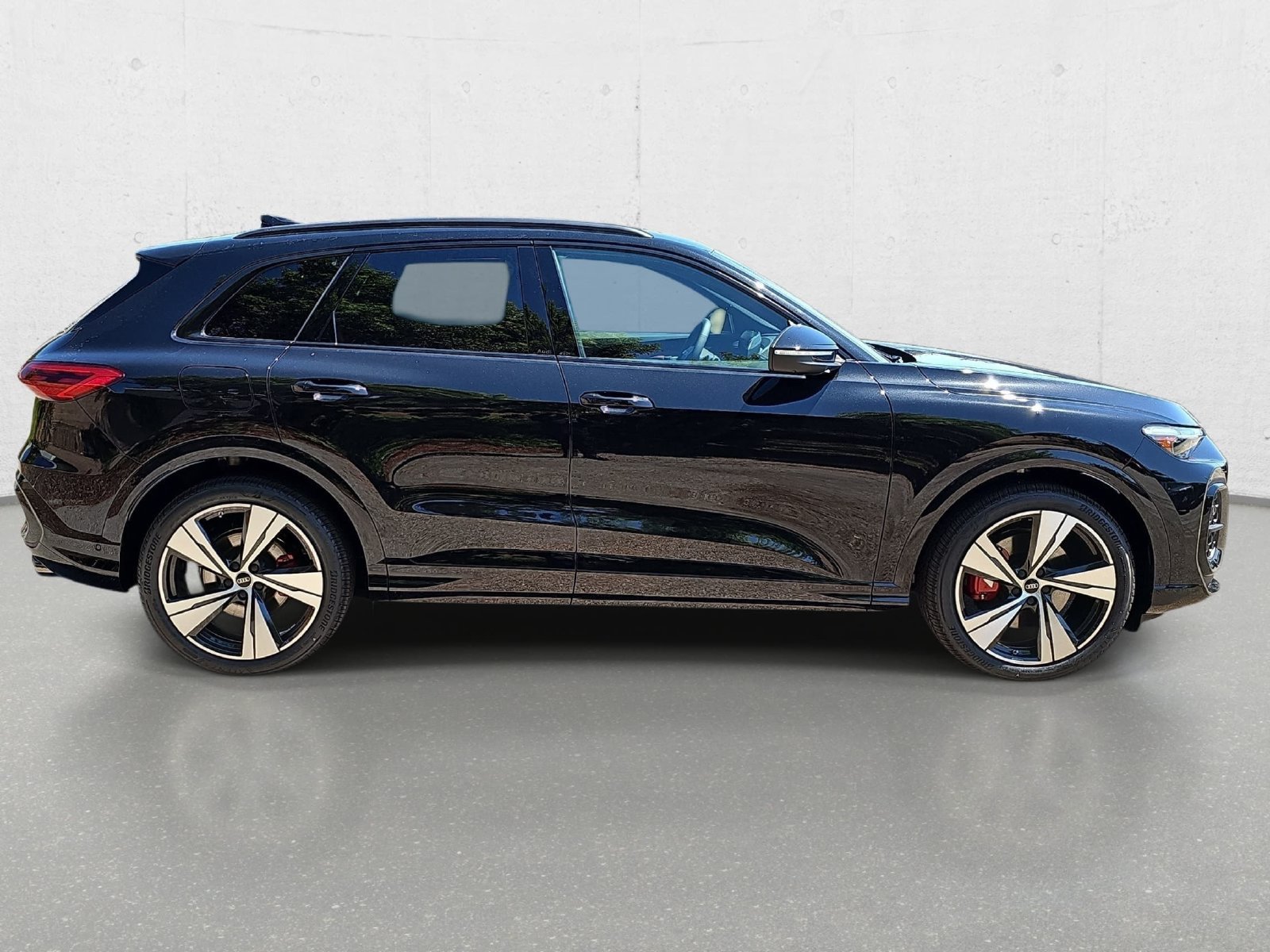 New 2026 Audi SQ5 Premium Plus AWD/4WD image 4