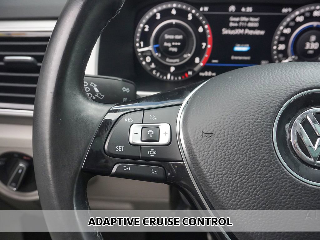 Used 2019 Volkswagen Atlas SEL R-Line AWD/4WD image 5
