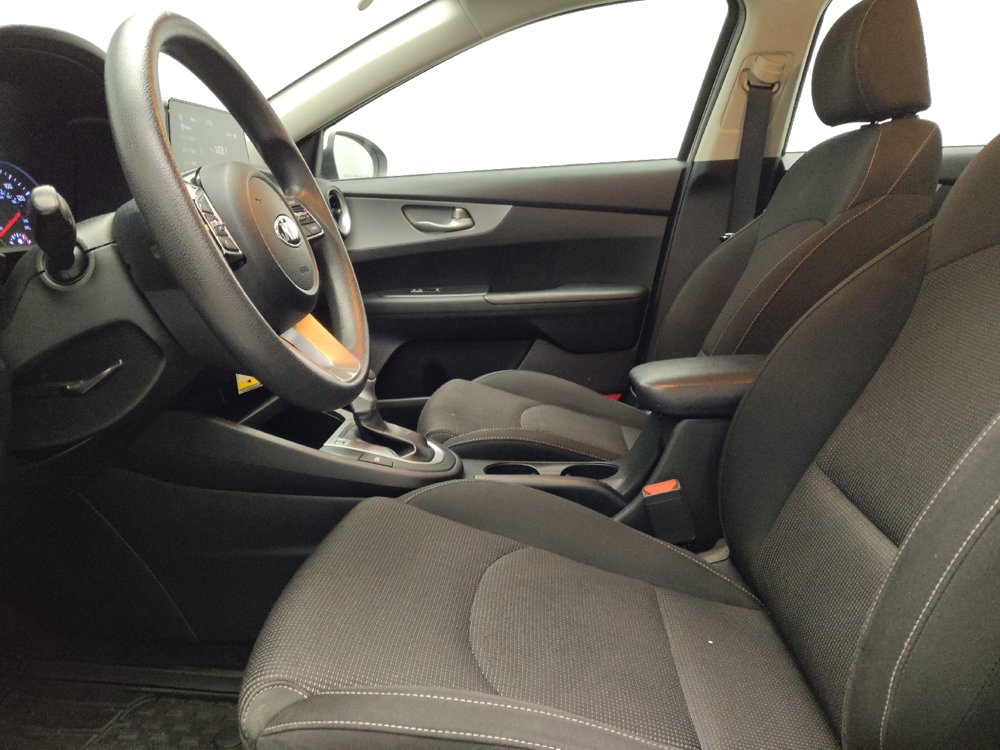 Used 2021 Kia Forte LXS FWD image 17