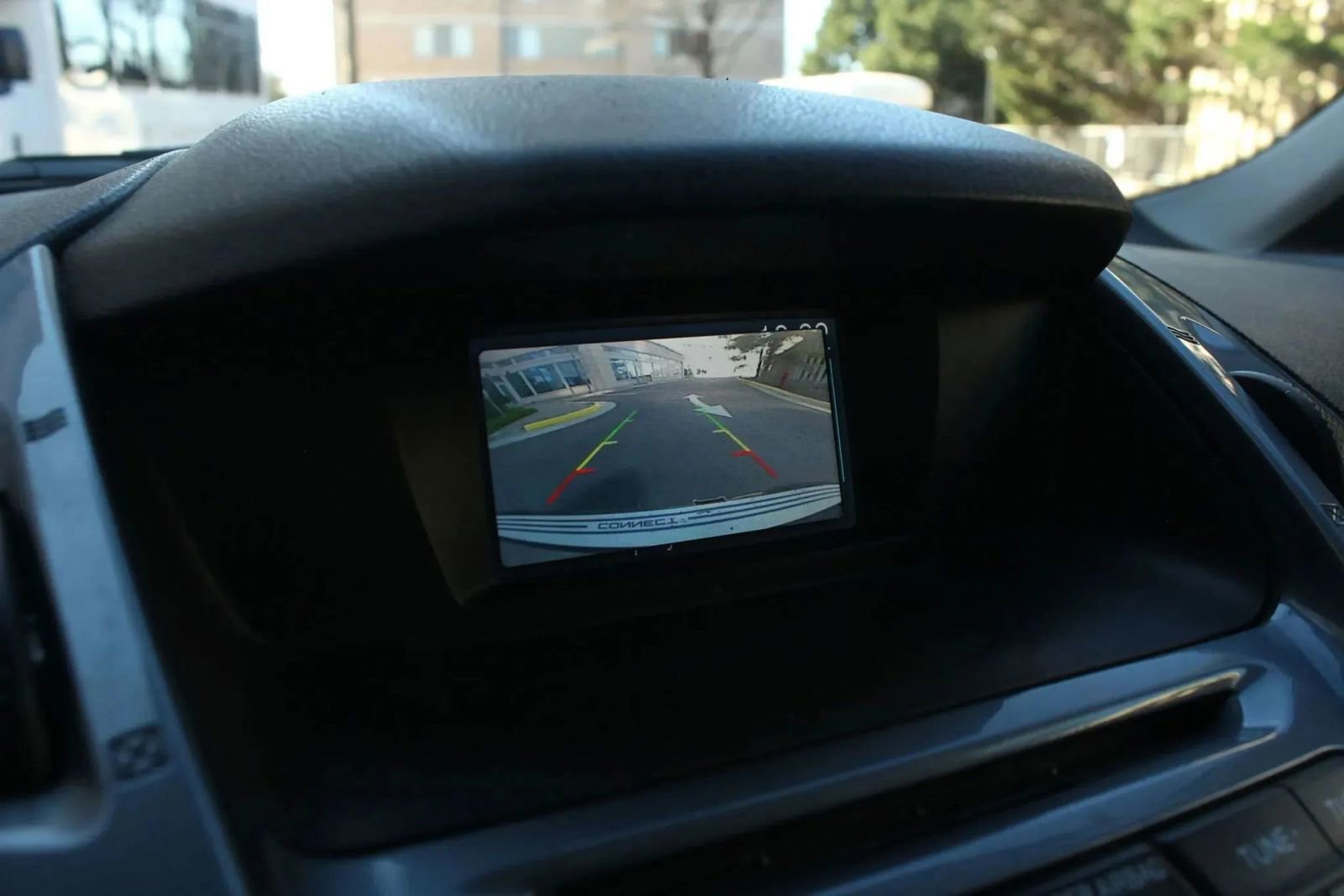 Used 2014 Ford Transit Connect Titanium FWD image 26