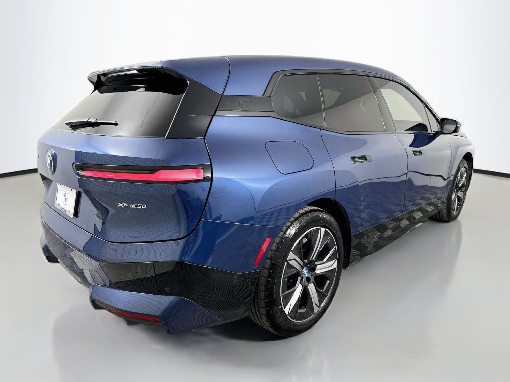 Certified 2024 BMW iX xDrive50 w/ Sport Package AWD/4WD image 5