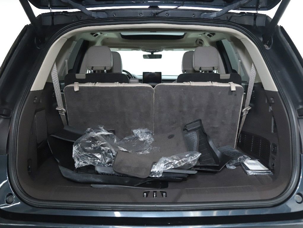 Certified 2023 Lincoln Aviator Reserve w/ Equipment Group 201A image 31