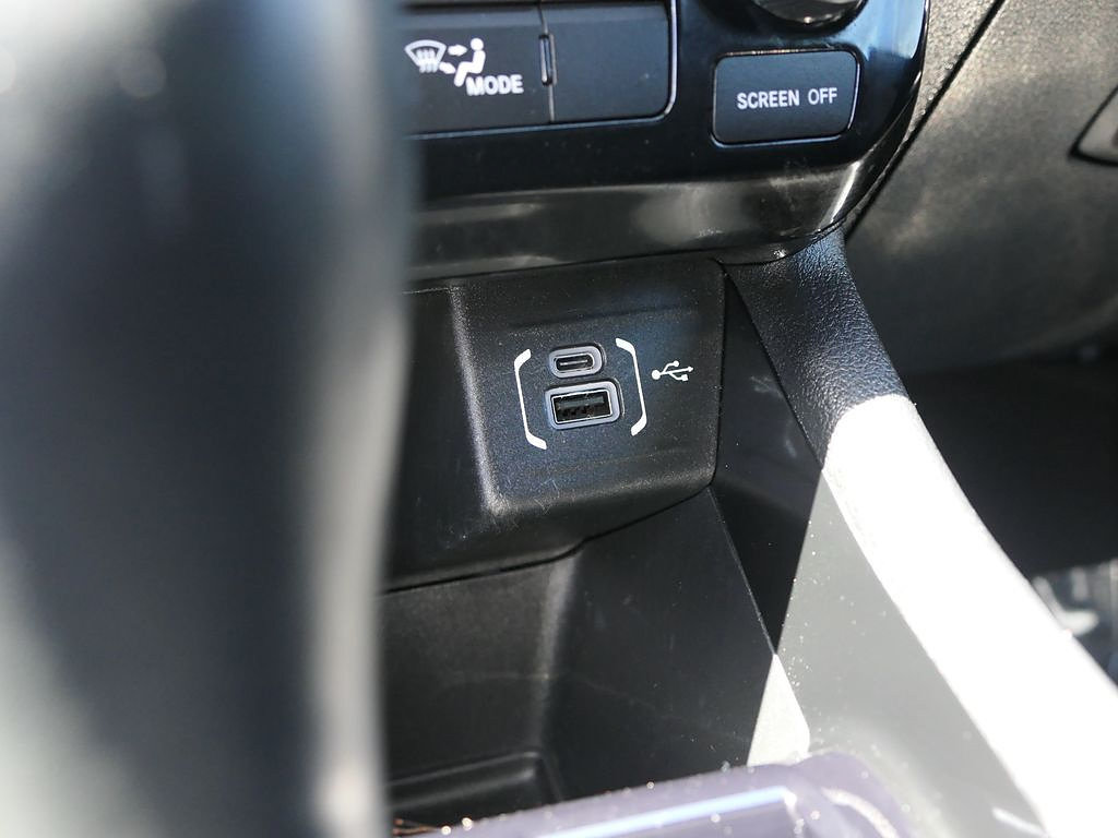 Used 2022 Jeep Compass Latitude FWD image 20