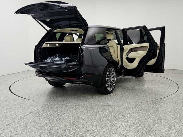 New 2026 Land Rover Range Rover SE AWD/4WD image 11