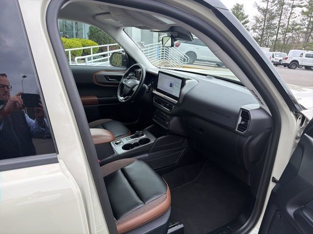 Used 2025 Ford Bronco Sport Outer Banks w/ Outer Banks Tech Package+ AWD/4WD image 10