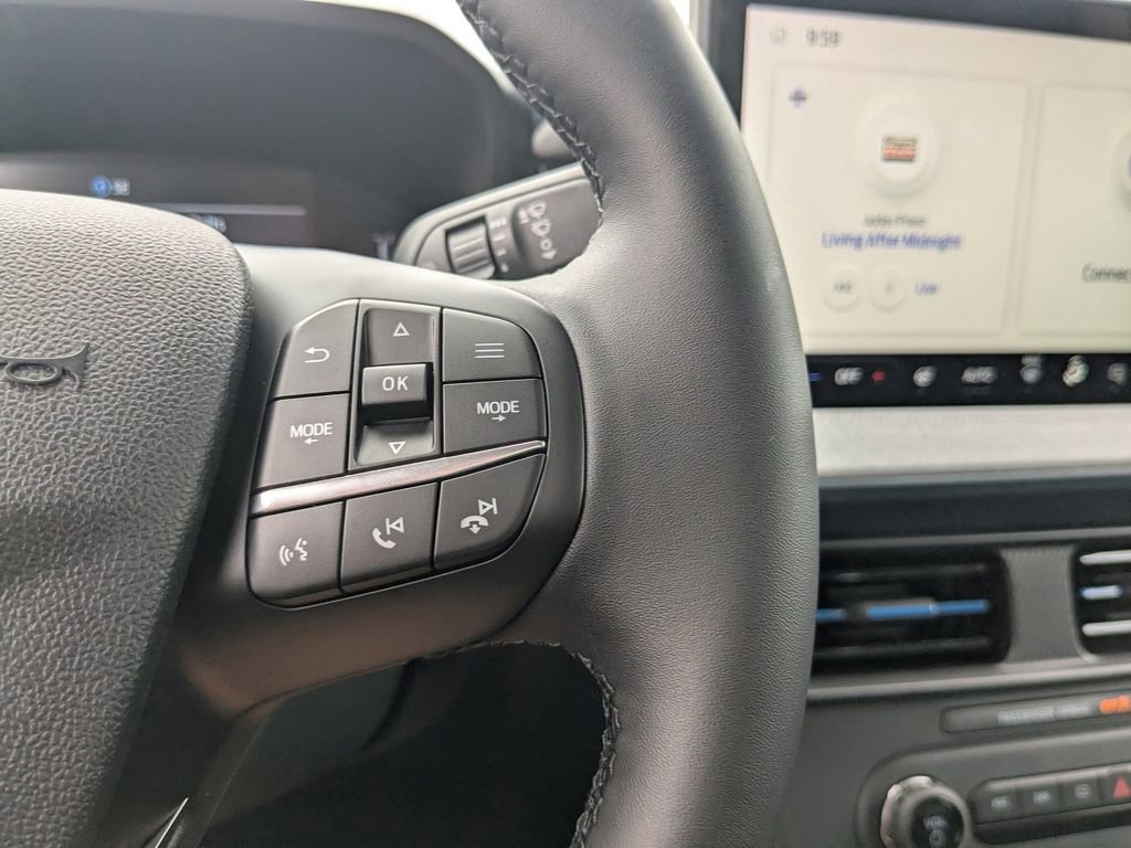 New 2025 Ford Maverick XLT w/ XLT Luxury Package image 24