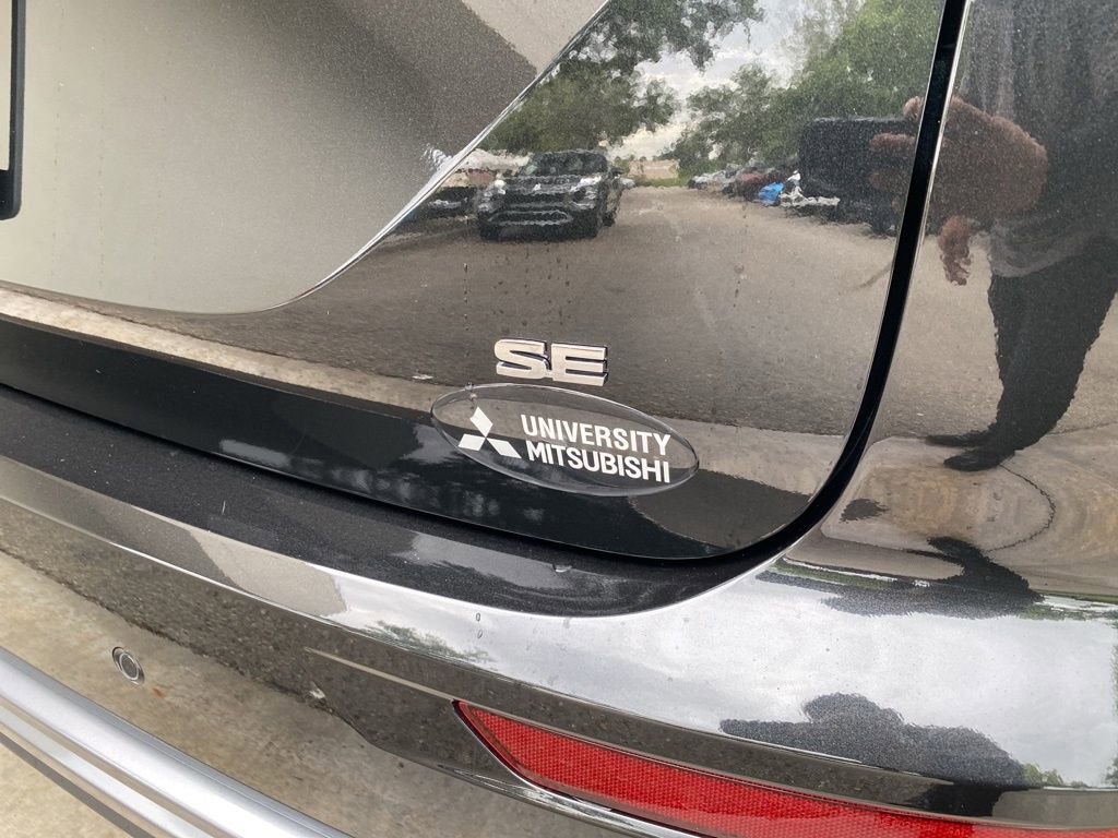New 2025 Mitsubishi Outlander SE image 20