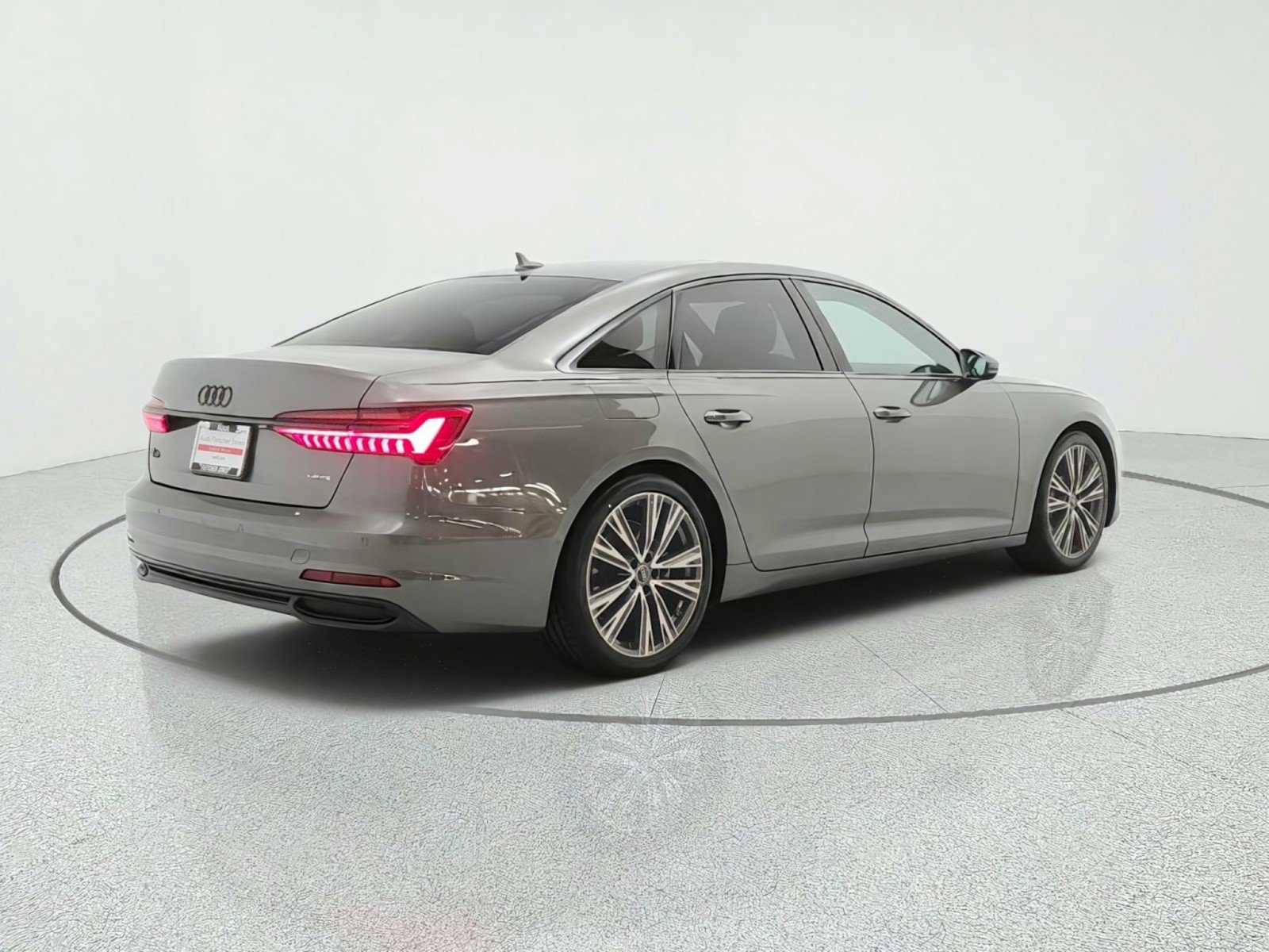 Used 2023 Audi A6 Premium Plus w/ Premium Plus Package AWD/4WD image 5