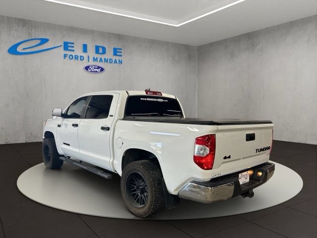Used 2021 Toyota Tundra 4x4 CrewMax image 10