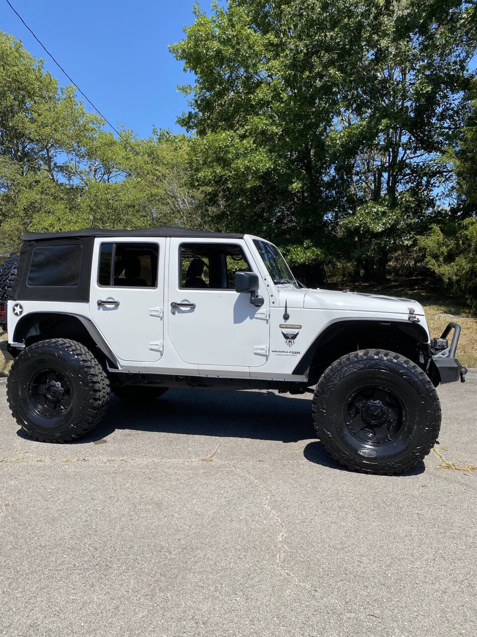 Used 2018 Jeep Wrangler Unlimited Sport image 19