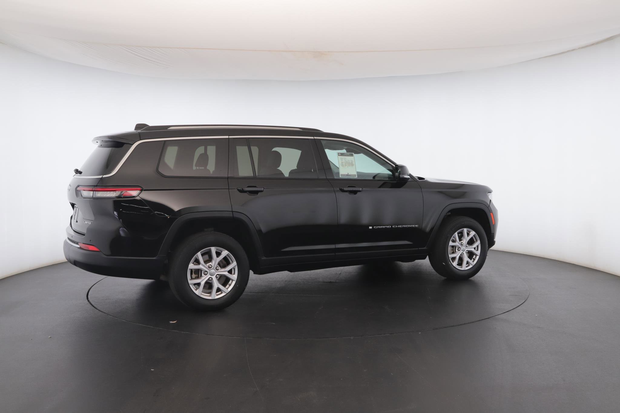 Used 2021 Jeep Grand Cherokee L Limited image 29