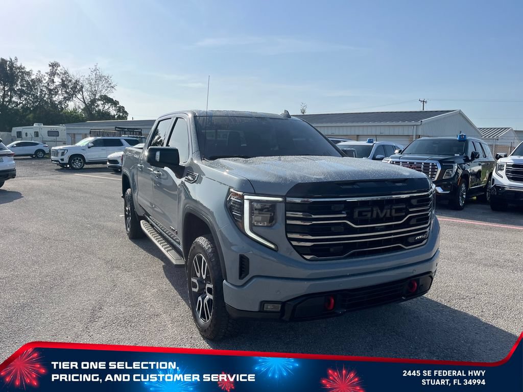 Used 2025 GMC Sierra 1500 AT4 w/ AT4 Premium Package AWD/4WD video 3