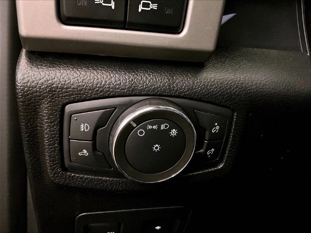 Used 2020 Ford F150 Lariat w/ Equipment Group 502A Luxury AWD/4WD image 31